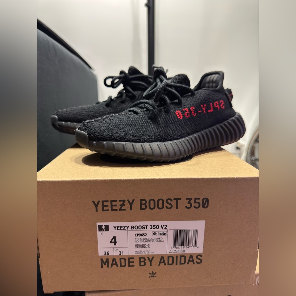 Yeezy 350 Bred, 4M, Used 1x